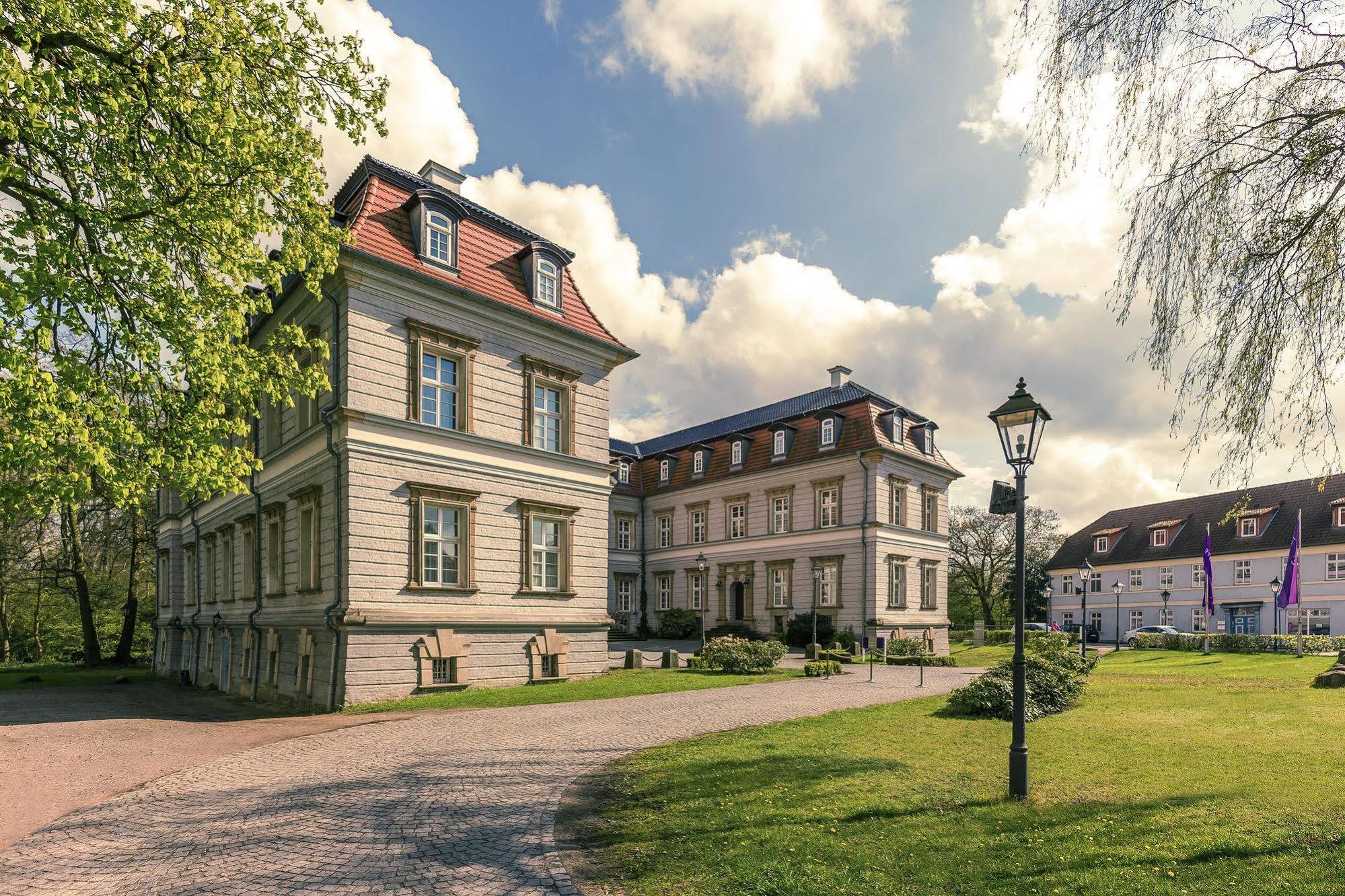 Hotel Schloss Нойщат-Глеве Екстериор снимка